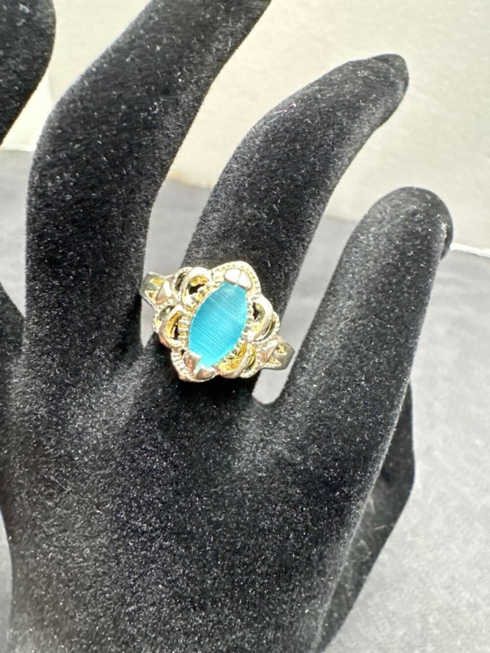 Sterling Silver Ring With Blue Gemstone & Ornate Design Size 8 S925 Mark Elegant